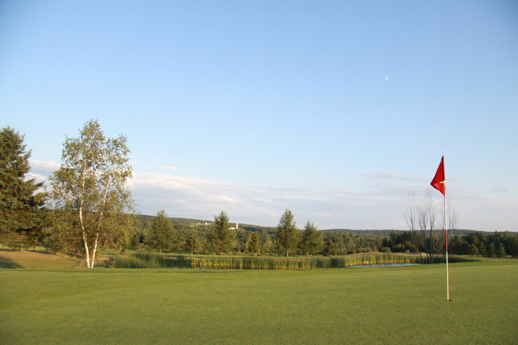 Hotel La Cache Du Golf Beauceville Exterior foto